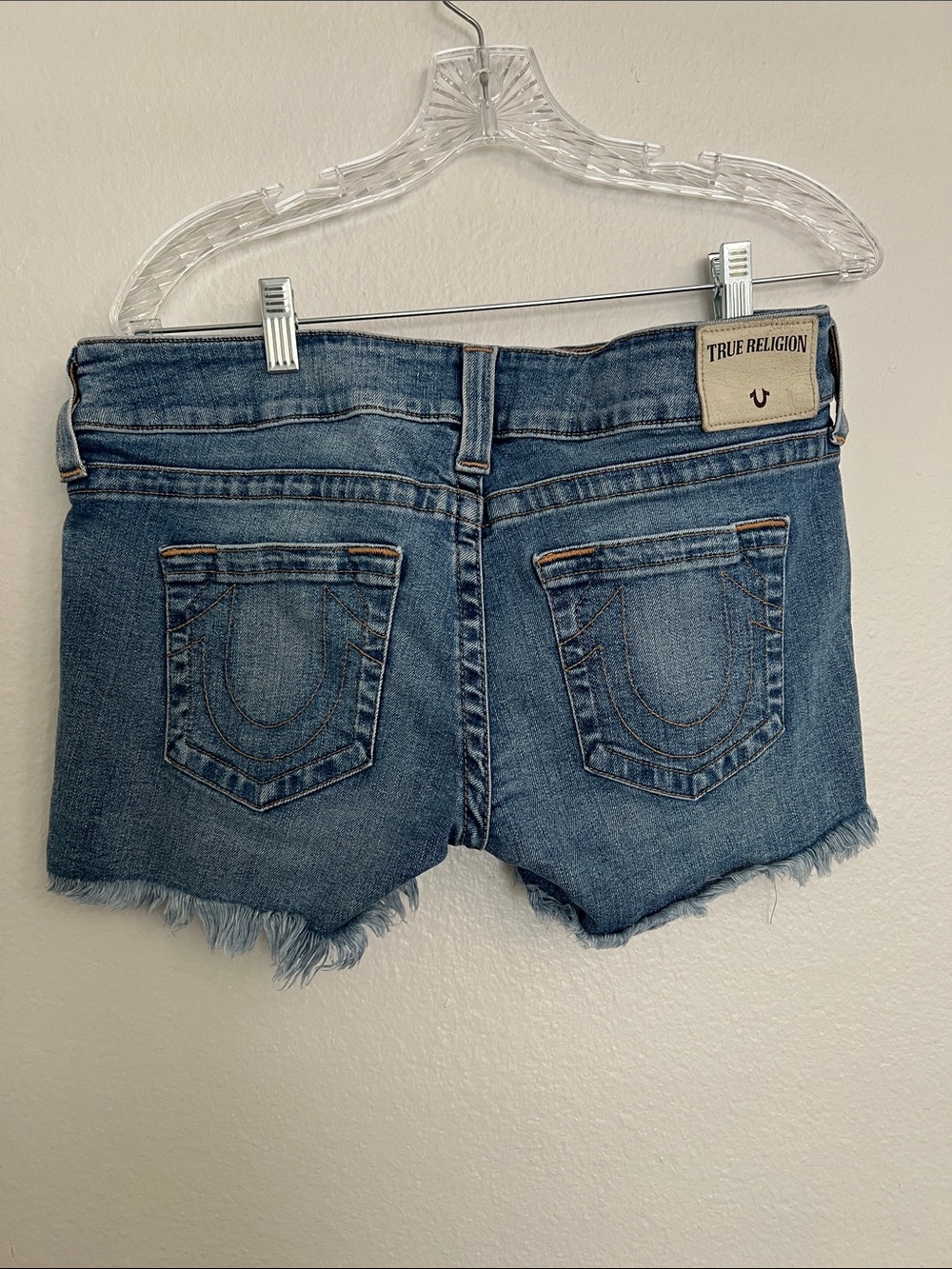 True Religion - Picture 3 of 6